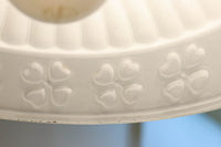 四つ葉のクローバー模様がお洒落なプレスガラスの電笠 DC8898