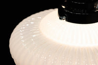 和の趣きあるプレスガラスの電笠 DC8899