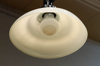 ふんわりと丸みを帯びた愛嬌のある電笠 DC8900