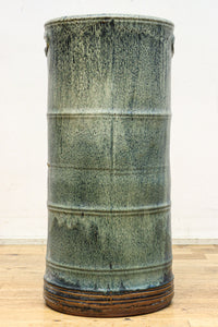 ガーデニングなどの花器にされても素敵な陶器製立ち火鉢 DC8910