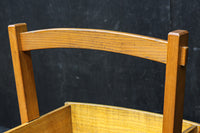 温かみのある木地色の持ち手付き炭入れ DC8915