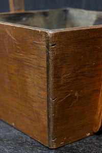 味わい深い風合いの持ち手付き炭入れ DC8916