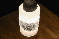 昭和レトロ!! 煌びやかなプレスガラス装飾が映える円柱型のブラケット DC8937