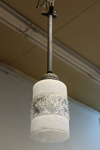 昭和レトロ!! 煌びやかなプレスガラス装飾が映える円柱型のブラケット DC8937