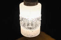 昭和レトロ!! 煌びやかなプレスガラス装飾が映える円柱型のブラケット DC8937