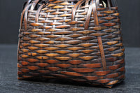 一輪挿しに!! 小型の壁掛け竹編み花カゴ DC8954