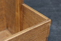 木地色の穏やかな杢目が魅力の持ち手付き炭入れ DC8958ab 在庫(a:1 b:1)個