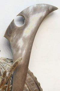 大珍品!!龍を装飾した迫力のある兜の大振りの彫刻飾り DC9025