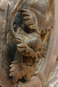 大珍品!!龍を装飾した迫力のある兜の大振りの彫刻飾り DC9025