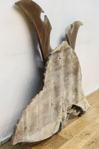 大珍品!!龍を装飾した迫力のある兜の大振りの彫刻飾り DC9025