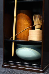 Tea ceremony set of 9 pieces (with original box) DC9071