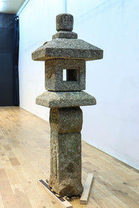 Antique tool (stone lantern) DC9264