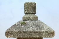 Antique tool (stone lantern) DC9264