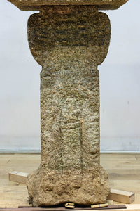 Antique tool (stone lantern) DC9264