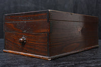 Antique tool box (Certificate Holder) DC9472
