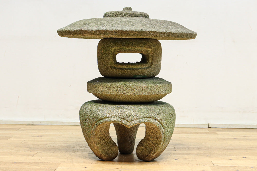 石灯籠　特大サイズ ご精算用】苔むした風合いで可愛らしい小振りサイズの石灯籠 DC9659