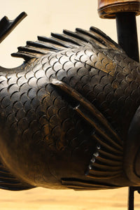 味わい深い支柱と風格漂う鯛の自在鉤 DC9891