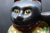 あどけない表情が可愛らしい黒招き猫 DC9961