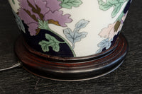 花唐草模様が描かれた気品あふれる陶器のスタンドライトDF1129