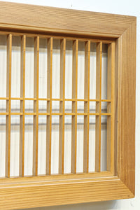 心地の良い木地色で整えた縦繁欄間 E9672 在庫1枚