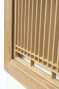 時代を経た古色が味わい深い縦繁欄間 E9673 在庫1枚