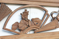 扇枠に椿と蓮と菊が描かれた華やかな彫刻欄間 E9959a 在庫1枚