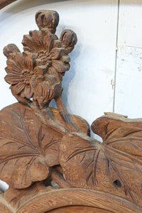 扇枠に椿と蓮と菊が描かれた華やかな彫刻欄間 E9959a 在庫1枚