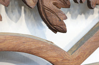 扇枠に椿と蓮と菊が描かれた華やかな彫刻欄間 E9959a 在庫1枚