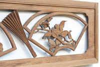 扇枠に椿と蓮と菊が描かれた華やかな彫刻欄間 E9959a 在庫1枚