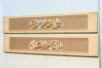 中央窓絵に縁起良い彫刻装飾を備えた縦繁欄間素材 EZ1991ab 在庫(a:0 b:1)枚