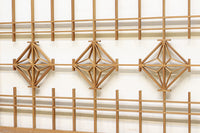 ダイヤ型の幾何学模様が映える建具素材 EZ2028 在庫2枚