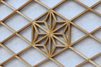 菱格子に浮かぶ組子が趣きあるワーロン入り中型欄間 EZ2155b 在庫1枚