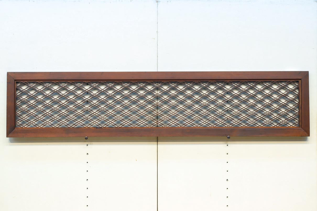 松皮菱の凛々しい格子を敷き詰めた欄間 EZ2250 在庫1枚 – 古福庵