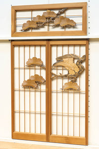 鋭い眼光の鷹が威厳を放つ木地色の欄間・書院セット EZ2397 在庫3枚一組