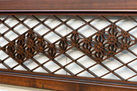 幅1265ミリ 可憐な和柄の幾何学装飾で趣きのある中型欄間 EZ2432 在庫1枚