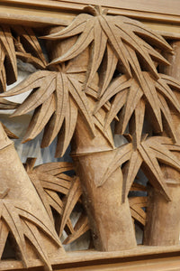 松竹梅を描いた見事な深彫り井波彫刻欄間 EZ2473ab 在庫(a:1 b:0)枚