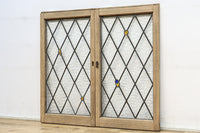 小さなステンドグラスが可愛らしいレトロモダンなガラス窓 EZ2484 在庫1セット