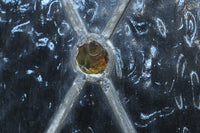 小さなステンドグラスが可愛らしいレトロモダンなガラス窓 EZ2484 在庫1セット