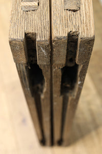 小さなステンドグラスが可愛らしいレトロモダンなガラス窓 EZ2484 在庫1セット