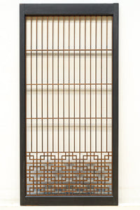 格子と幾何学装飾を黒枠で上品に纏めた書院 EZ2497 在庫1枚