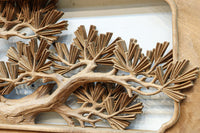 どっしりと貫禄ある松の彫刻を描く深彫り彫刻欄間 EZ2518 在庫1枚