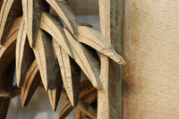 松の細枝と竹葉で立体感が際立つ深彫り彫刻欄間 EZ2520 在庫1枚