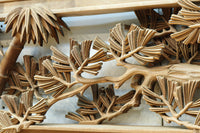 松の細枝と竹葉で立体感が際立つ深彫り彫刻欄間 EZ2520 在庫1枚