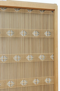 【ご精算用】木地色の柔らかな色彩をしたスリガラス入り極上幾何学書院 EZ2523 在庫3枚