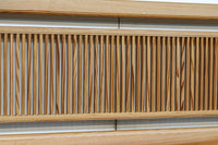 井桁枠で縦繁を囲い上品な面持ちある小型欄間 EZ2586 在庫1枚