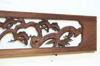 松の周りで貫録ある鷹が舞う彫刻欄間素材 EZ2592ab 在庫(a:0 b:1)枚