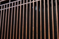 角麻の葉組子模様が華やかさを添えたガラス入り小型建具 EZ2609 在庫1枚