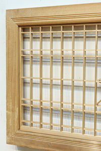 Vertical lattice Ranma EZ2704