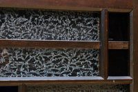 色ガラスがアクセントになるモダンデザインが素敵なガラス入り小型欄間 EZ2748ab 在庫(a:1 b:1)枚