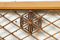 落ち着いた色彩に組子模様が軽やかに浮かぶ菱格子欄間 EZ2770 在庫1枚